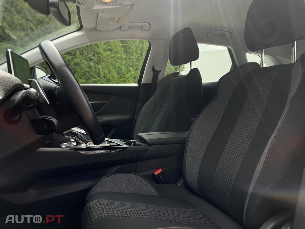 Peugeot 3008 PureTech Active