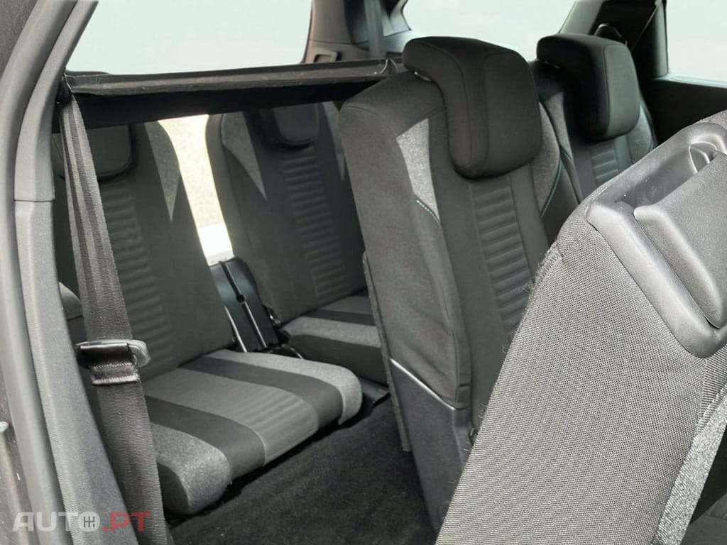 Peugeot 5008 1.2 PureTech Active Pack