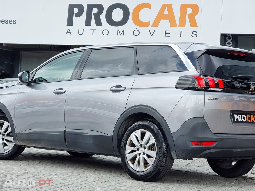 Peugeot 5008 1.5 BlueHDi Allure EAT8