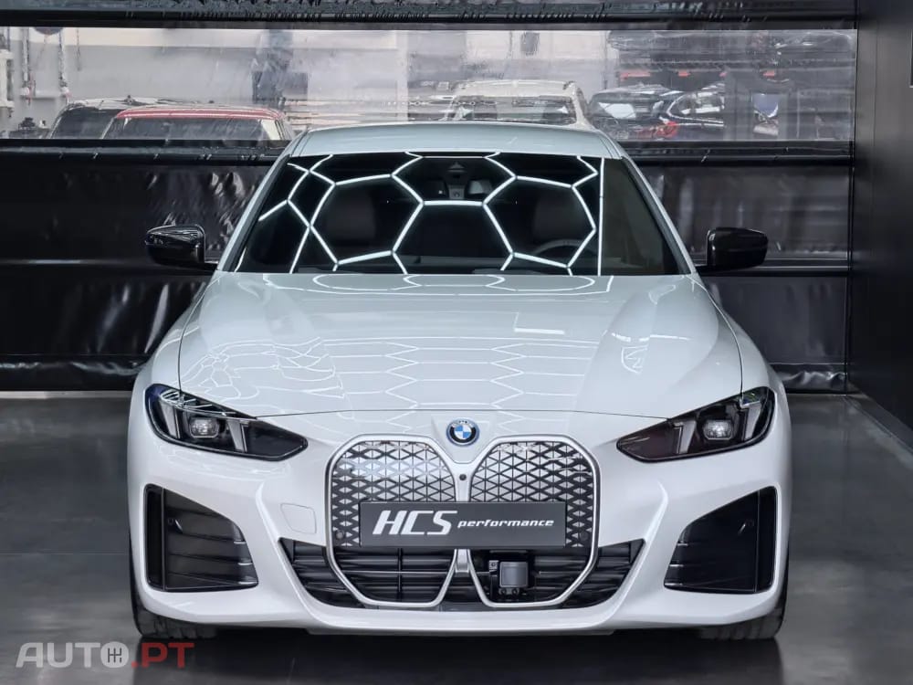 BMW i4 eDrive40 Pack Desportivo M Pro