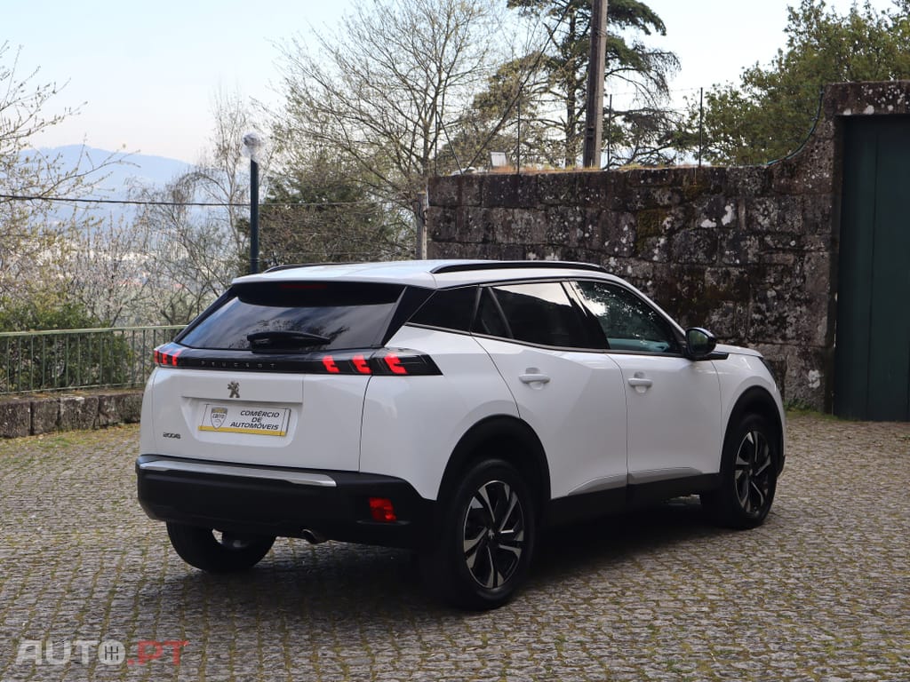 Peugeot 2008 1.5 BlueHDi Allure Pack EAT8