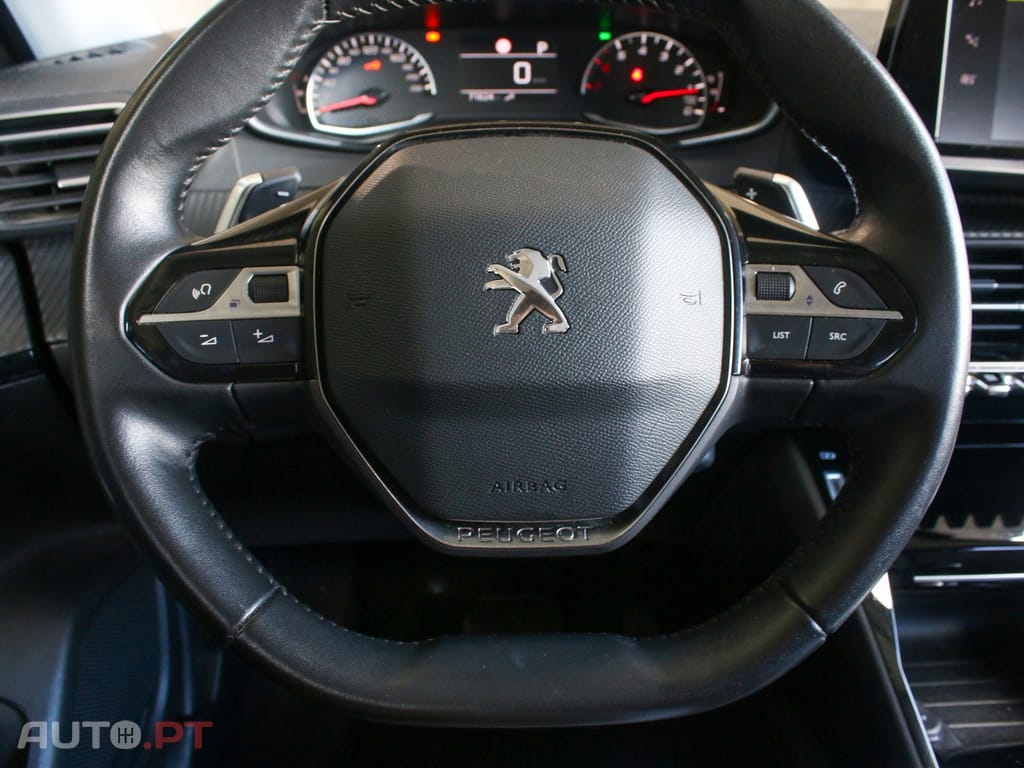 Peugeot 2008 1.2 PureTech Allure EAT8