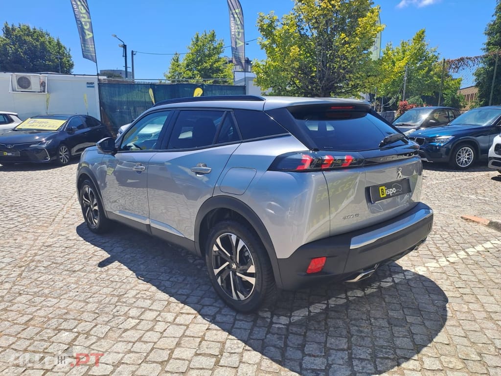 Peugeot 2008 1.2 PureTech Allure EAT8