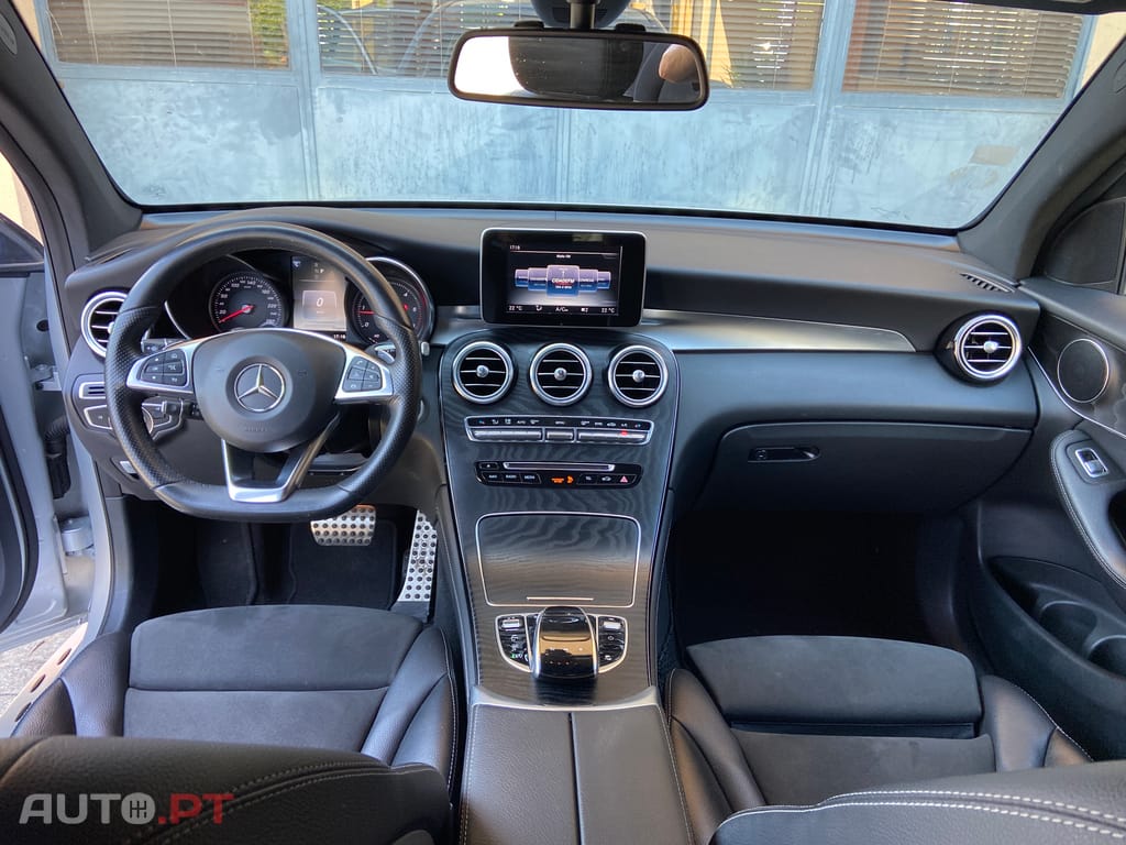 Mercedes-Benz GLC 220 220D Coupé AMG LINE 4-Matic