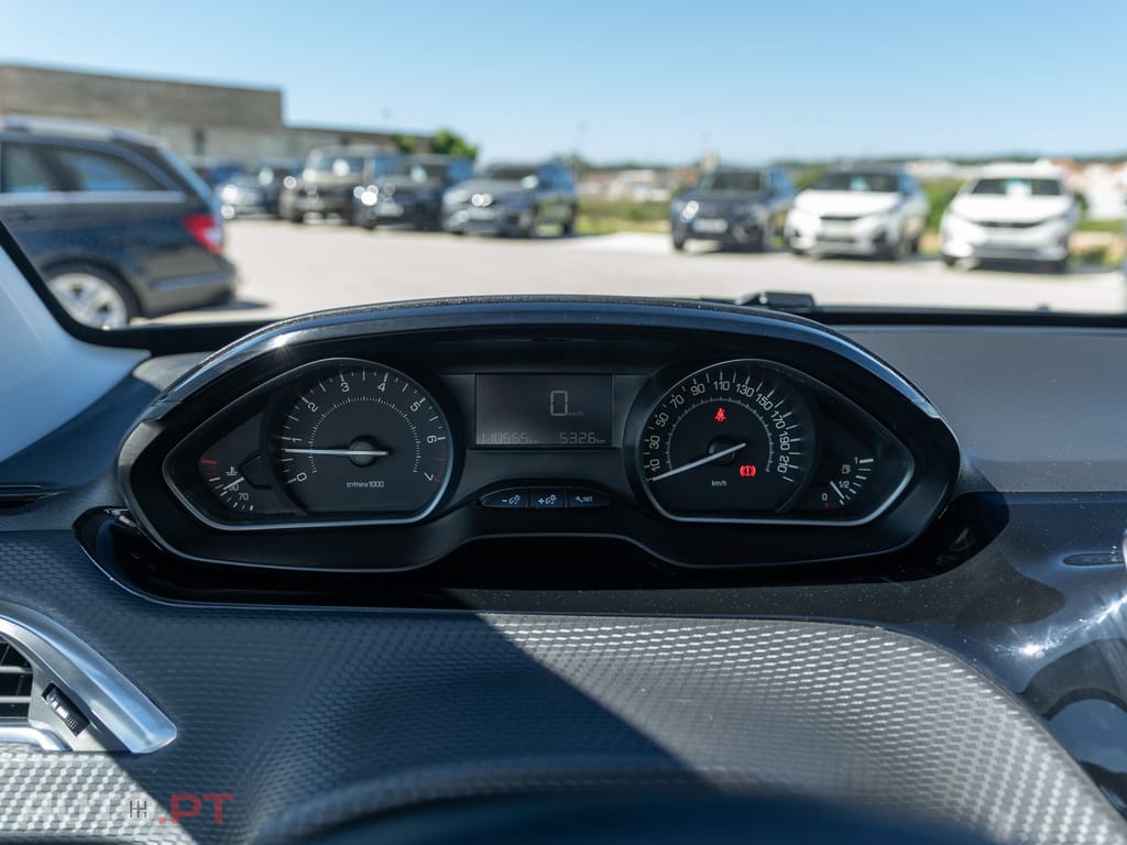 Peugeot 2008 1.2 PureTech Style