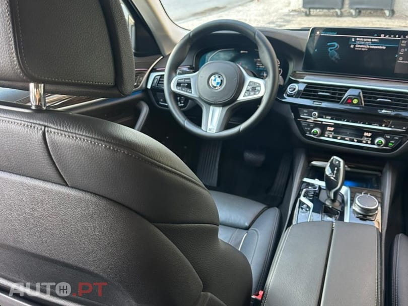 BMW 530 e Line Luxury