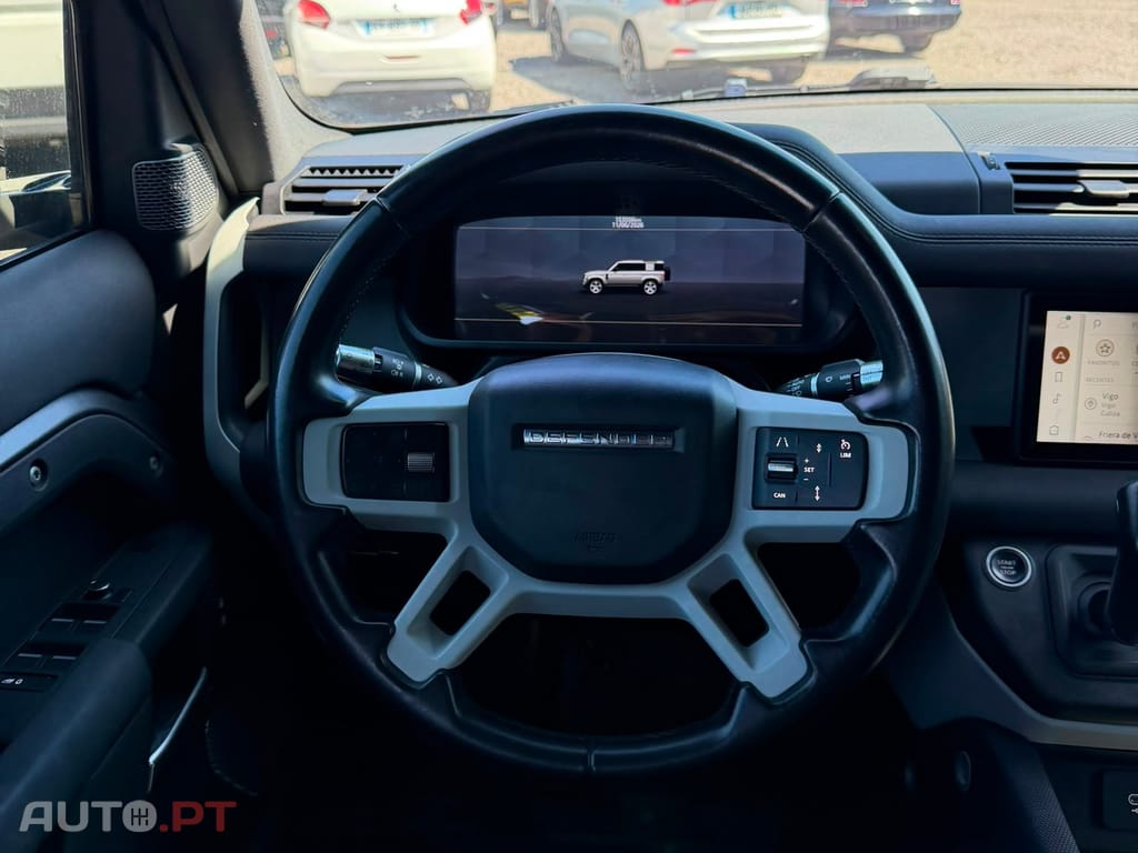 Land Rover Defender LOOK SVR