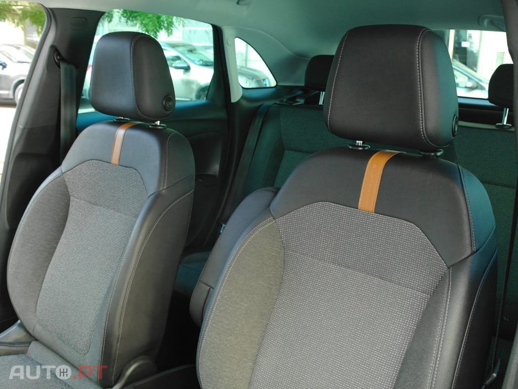 Opel Crossland X 1.2 T Innovation