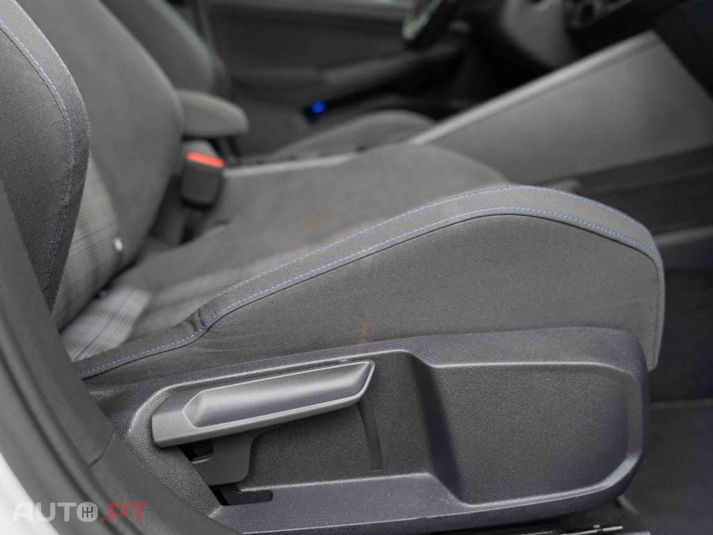Volkswagen Golf 1.4 eHybrid OPF DSG GTE