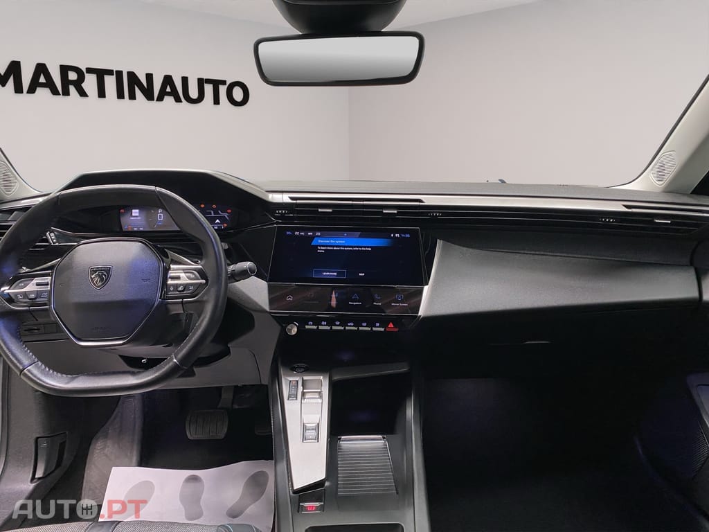 Peugeot 408 1.2 PureTech Allure EAT8