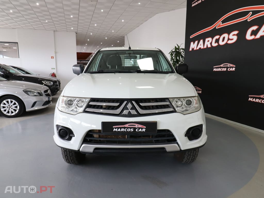 Mitsubishi L200 2.5 DI-D Club In.AC 3L 4WD