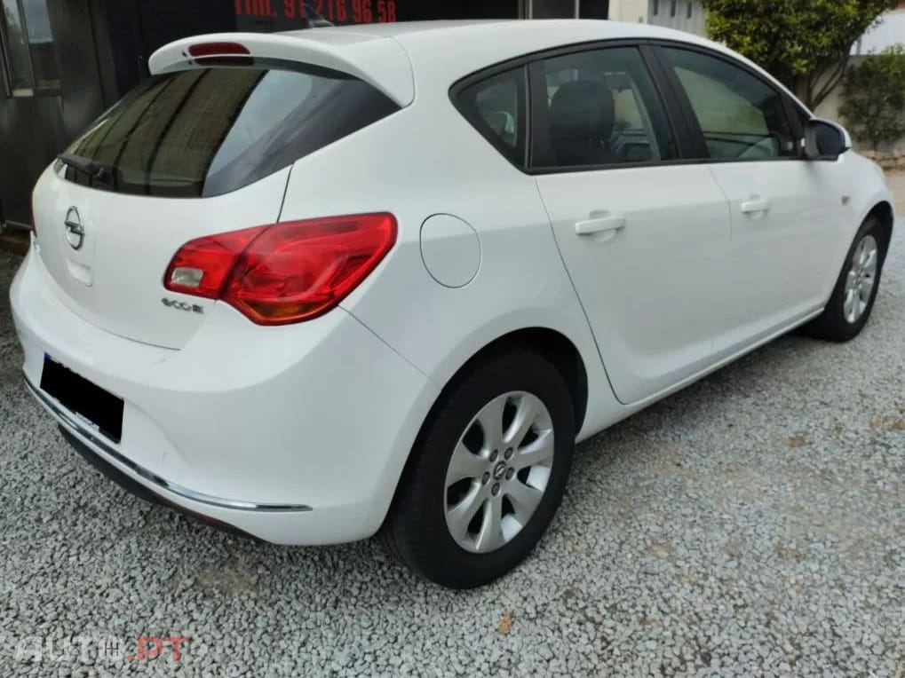 Opel Astra 1.4 T Selection GPL