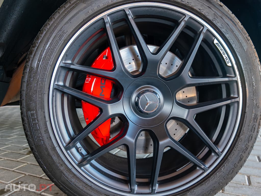 Mercedes-Benz G 63 AMG Speedshift 9G-TRONIC