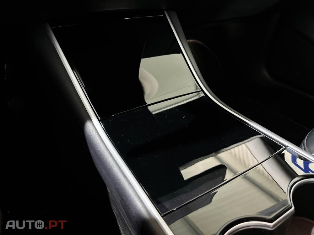 Tesla Model 3 Long-Range Dual Motor AWD