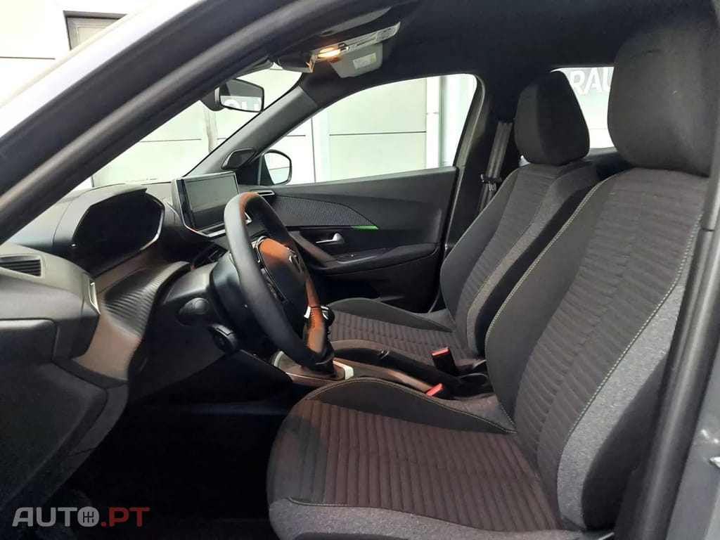 Peugeot 2008 1.2 PureTech Active Pack