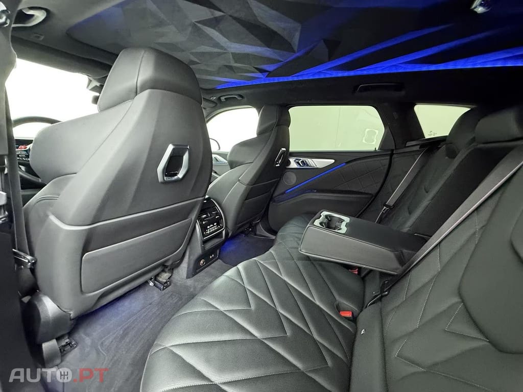BMW XM PHEV 30kWh Auto