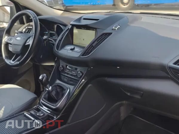 Ford Kuga 1.5 TDCi EcoBlue Titanium