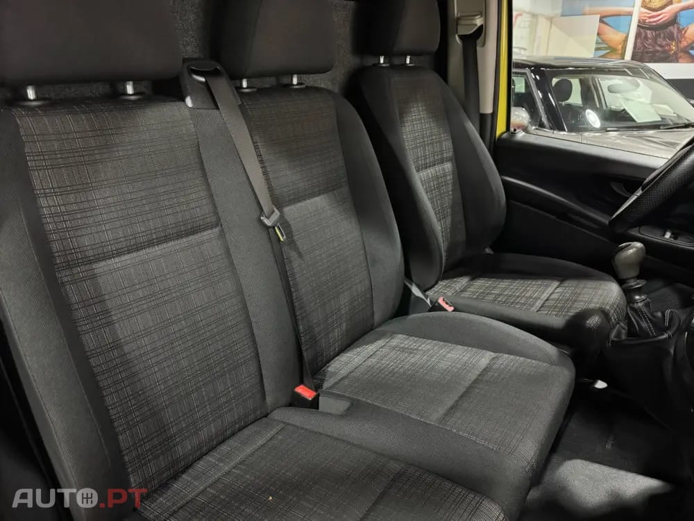 Mercedes-Benz Vito 111 CDi/32