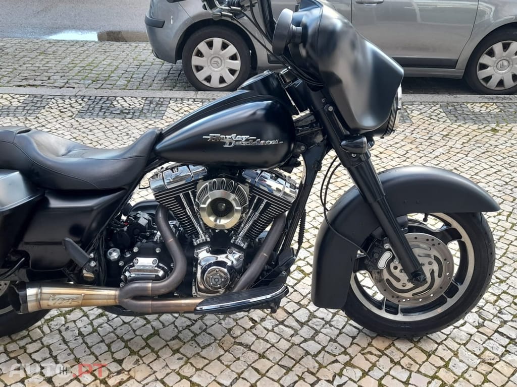 Harley Davidson FLH X Street Glide