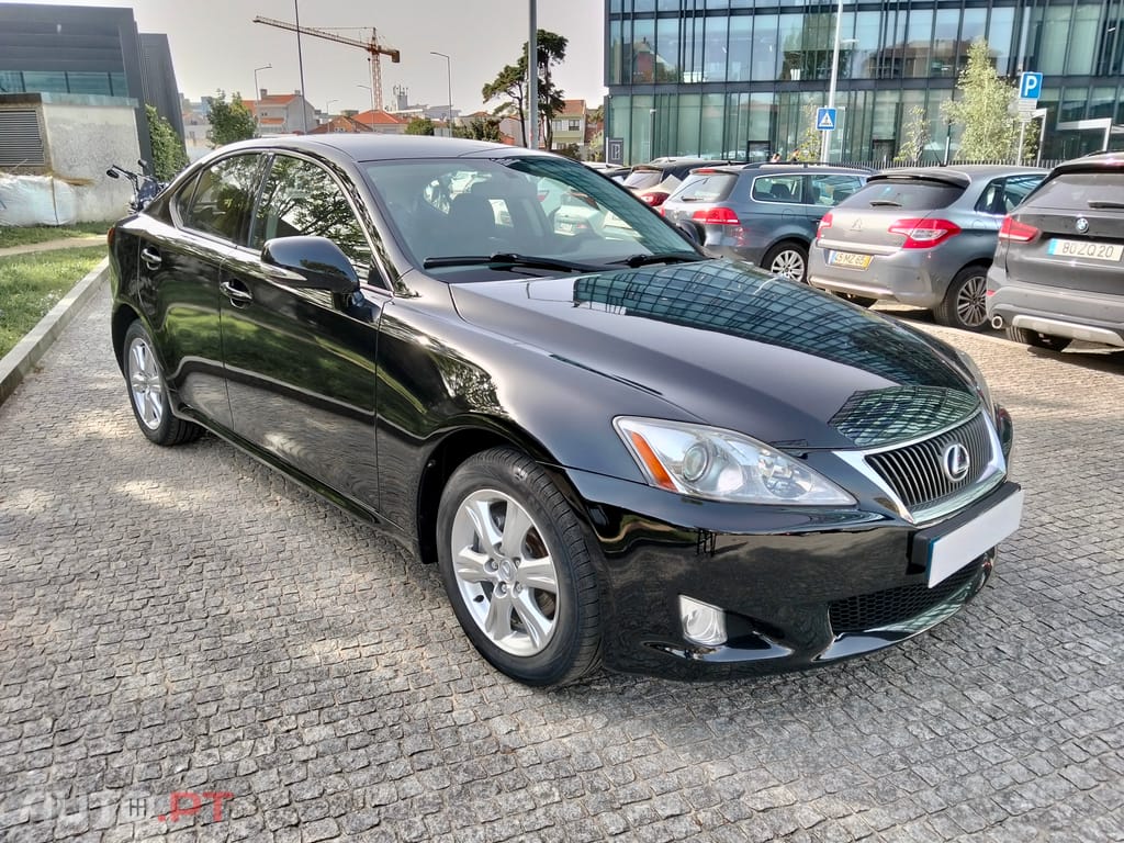 Lexus IS 220 Business c/ Pack Sport