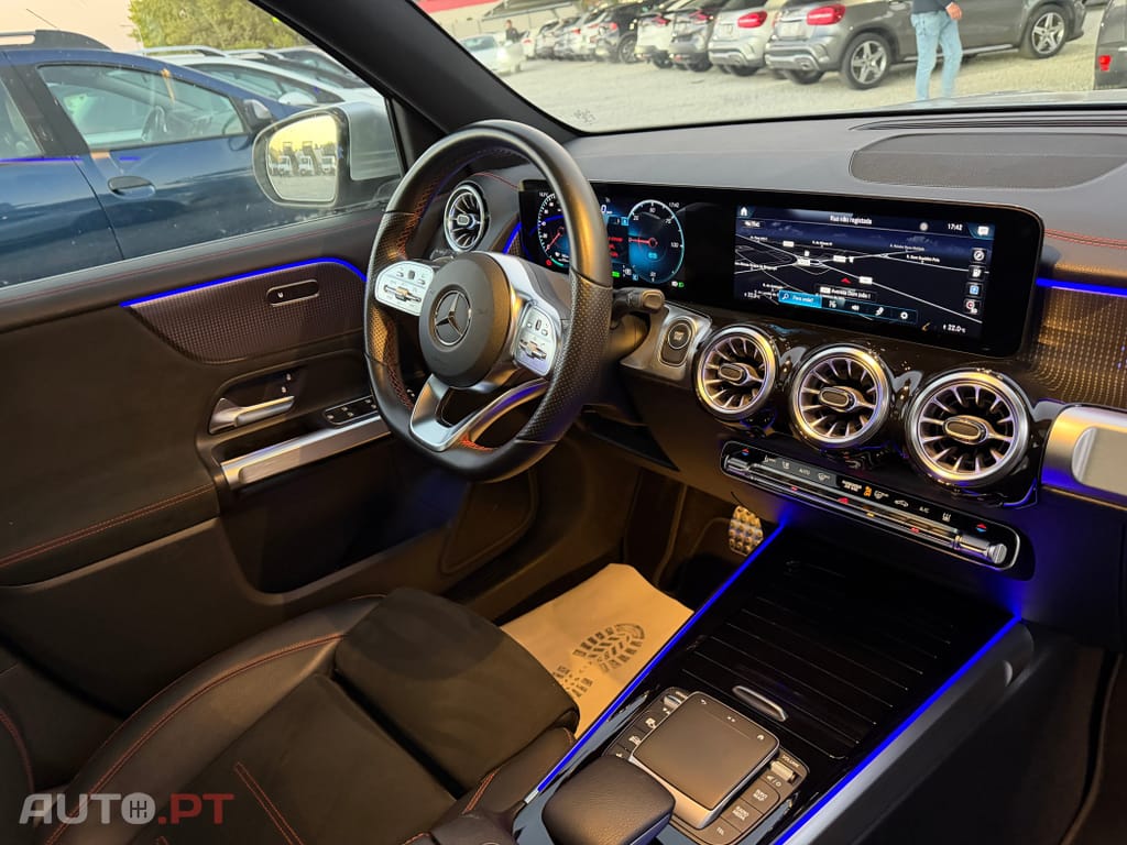 Mercedes-Benz EQB 300 4Matic AMG Line