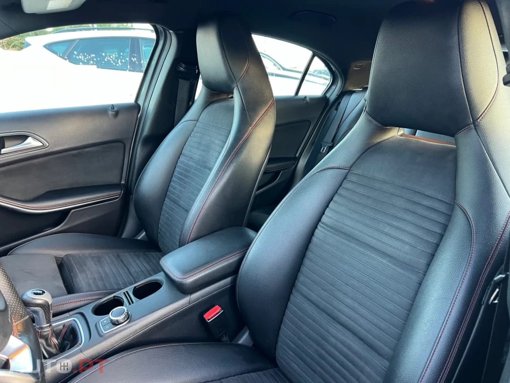 Mercedes-Benz A 180 d AMG Line