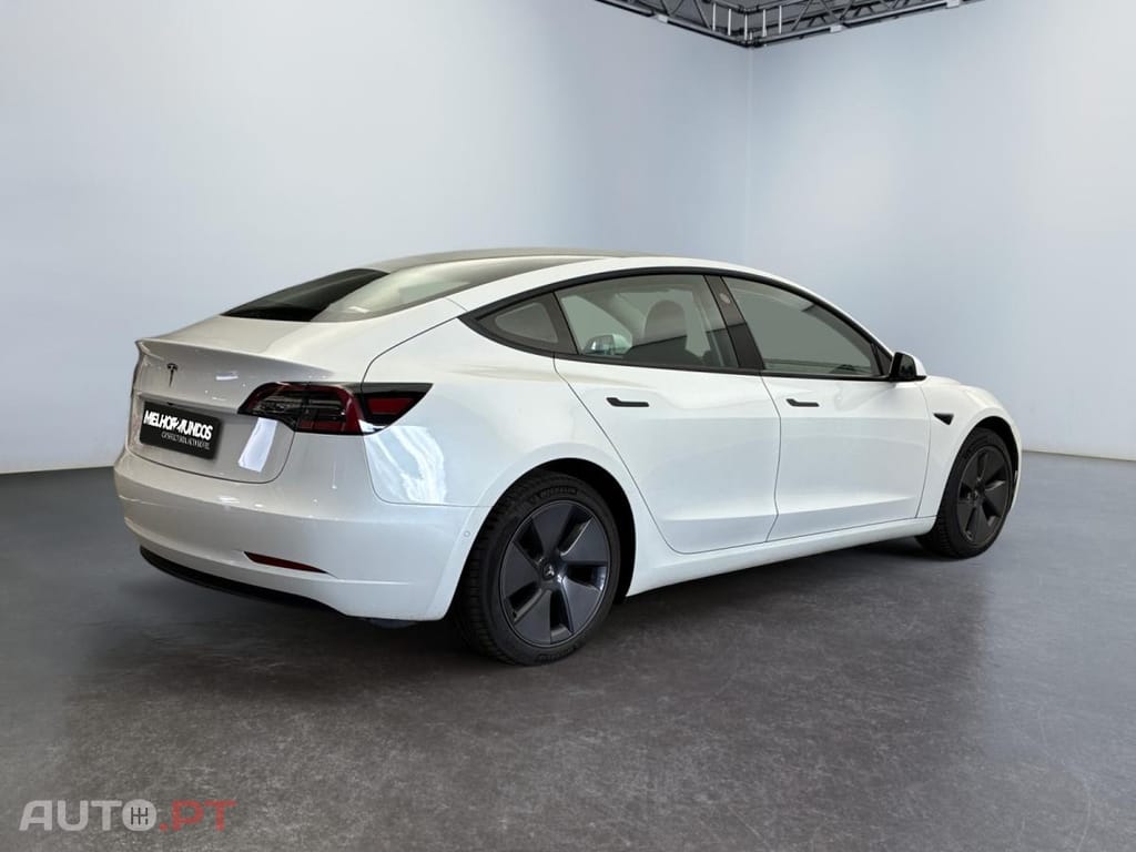 Tesla Model 3 Standard Range Plus RWD
