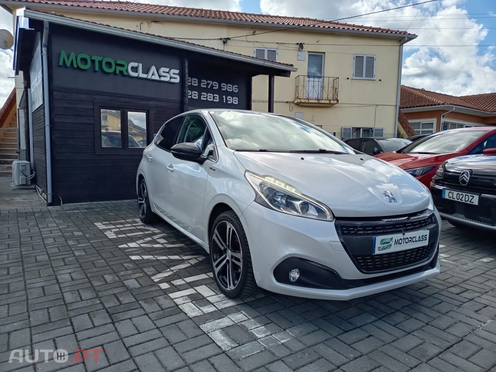 Peugeot 208 1.2 PureTech GT Line