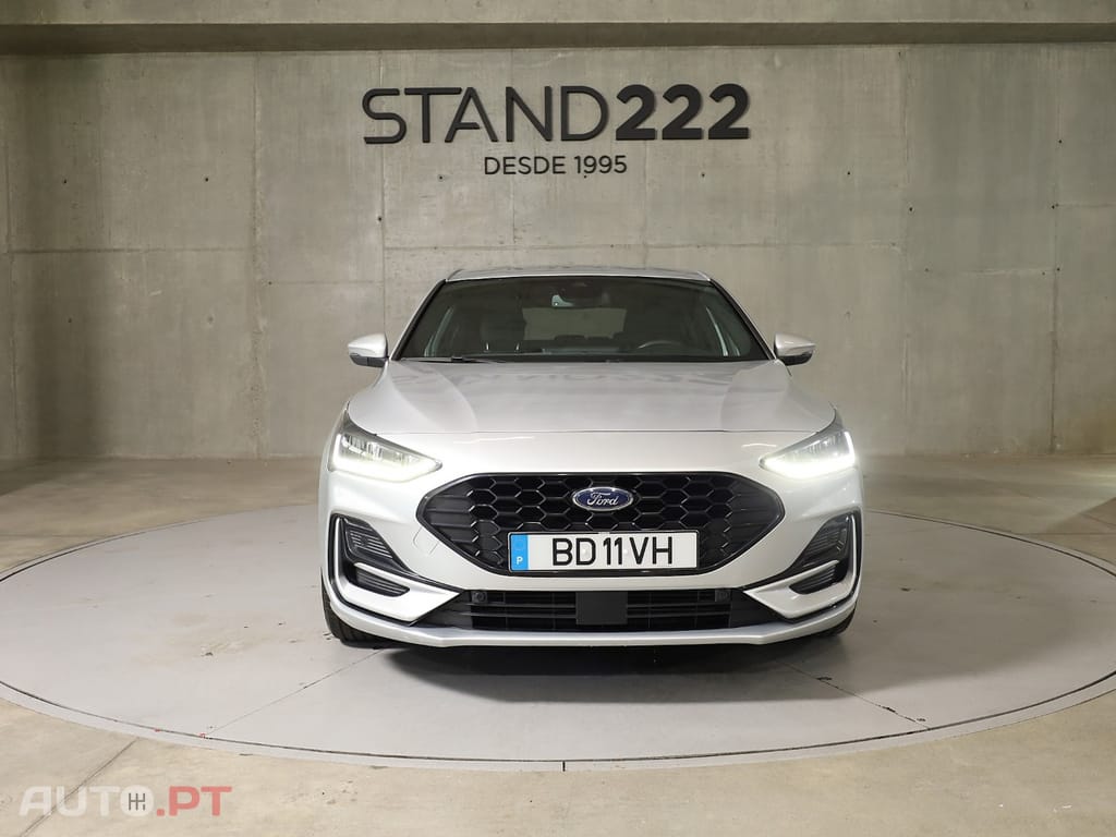 Ford Focus 1.0 EcoBoost MHEV ST-Line Aut