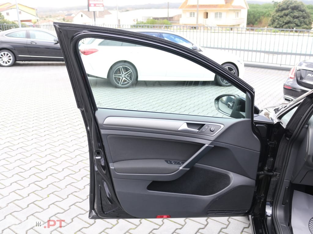 Volkswagen Golf 2.0 TDi Confortline