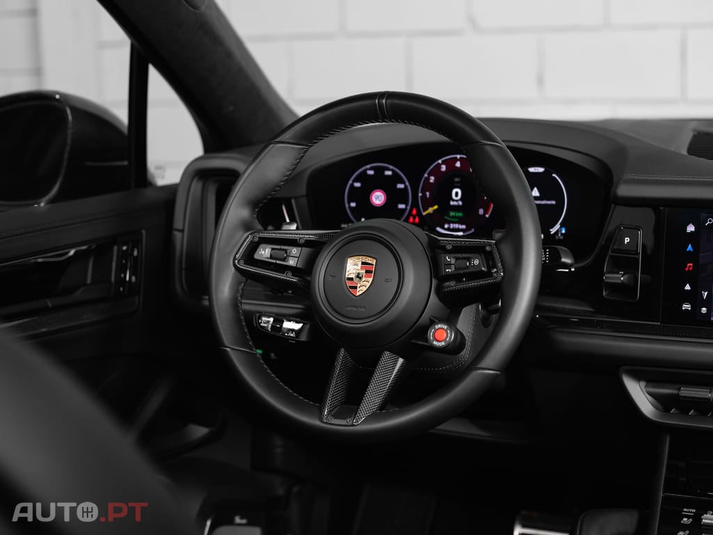 Porsche Cayenne Turbo E-Hybrid Pacote GT