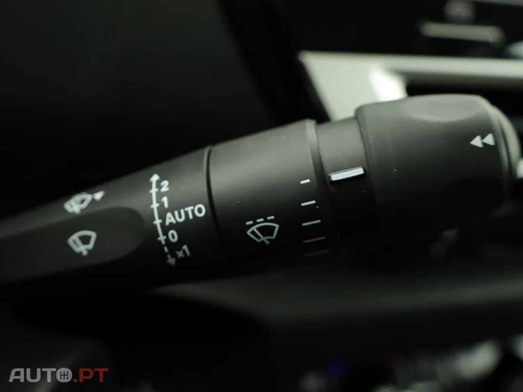Citroën C4 C4 1.2 PureTech Plus EAT8 — fotografia 17