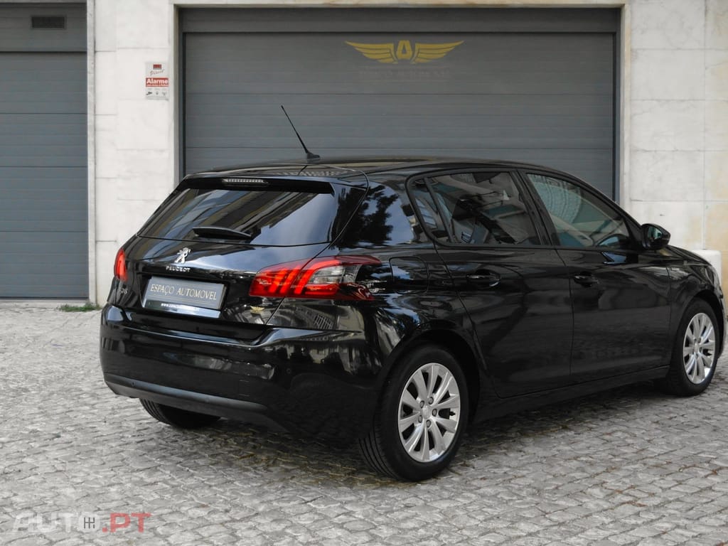Peugeot 308 1.2 PureTech Style