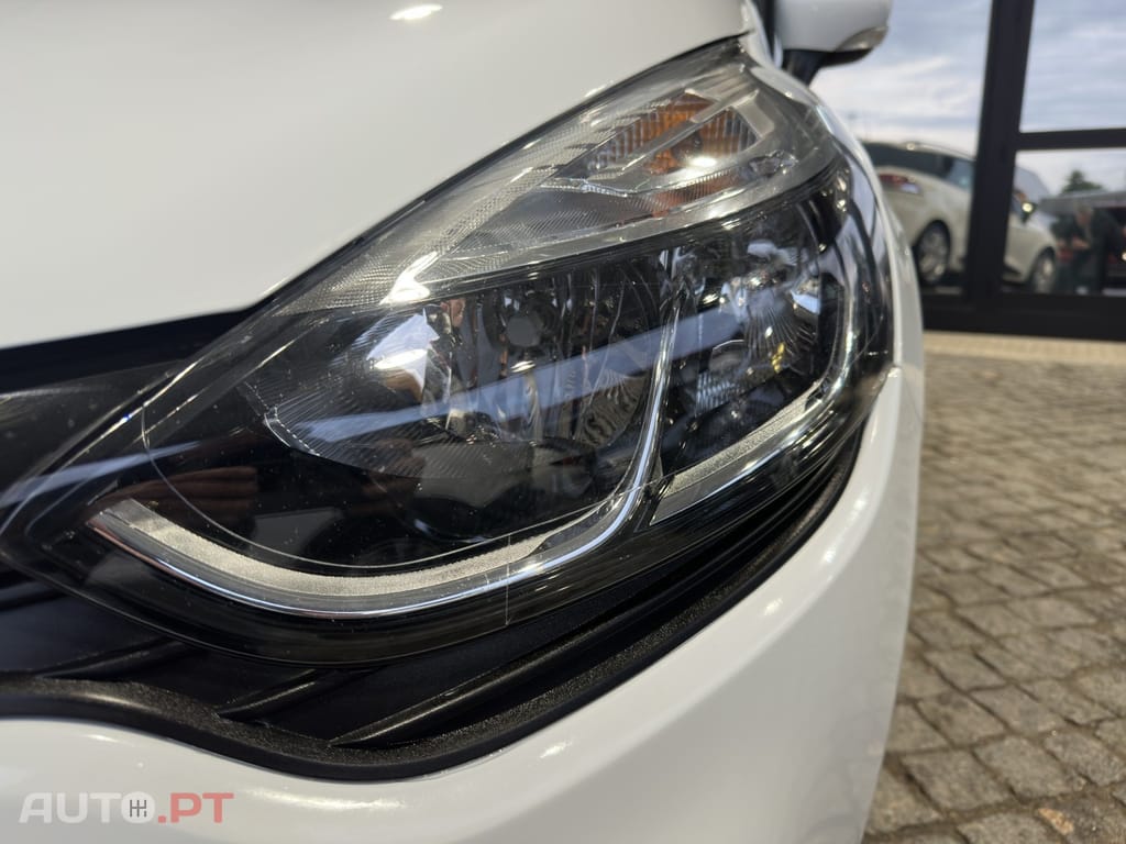 Renault Clio Sport Tourer 0.9 TCe Limited