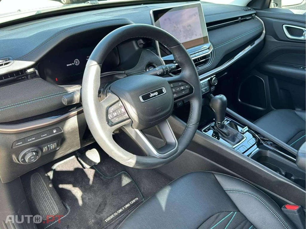 Jeep Compass Upland Plug-In Hybrid 4WD I.V.A DEDUTÍVEL