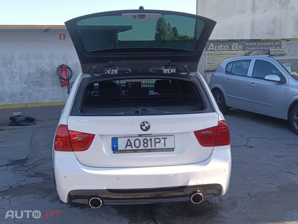BMW 318 d Touring Navigation Sport