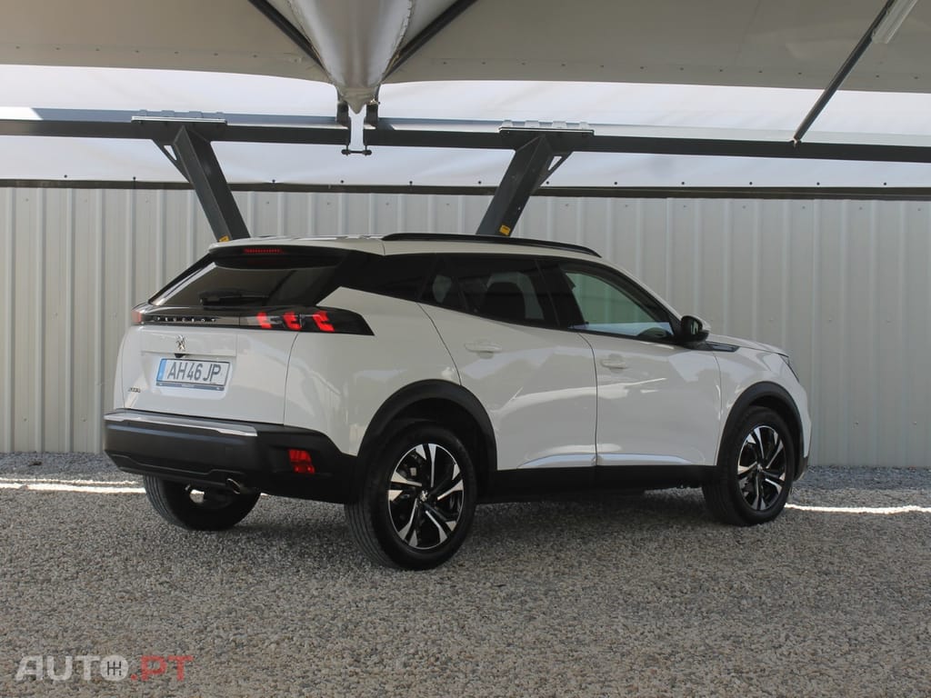 Peugeot 2008 1.5 BlueHDi Allure