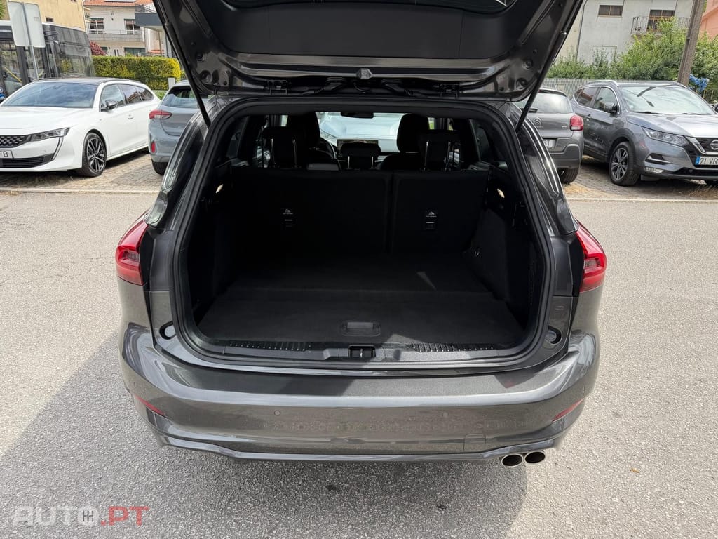 Ford Focus SW 1.0 EcoBoost MHEV ST-Line