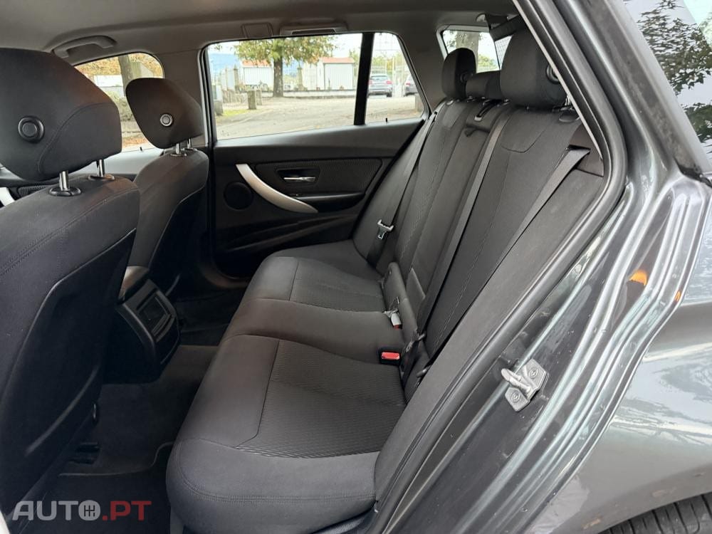 BMW 318 d Line Sport Shadow Auto