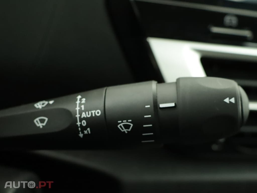 Citroen C4 C4 1.2 PureTech Plus EAT8