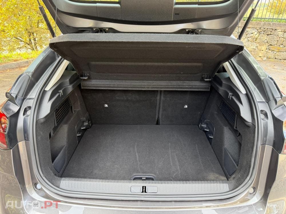 Citroen C4 1.2 PureTech Feel Pack EAT8