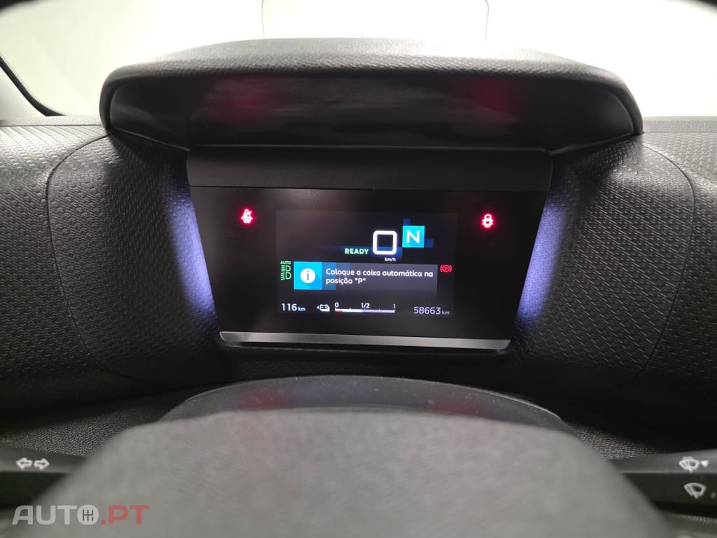 Citroën e-C4 50 kWh Shine — fotografia 98