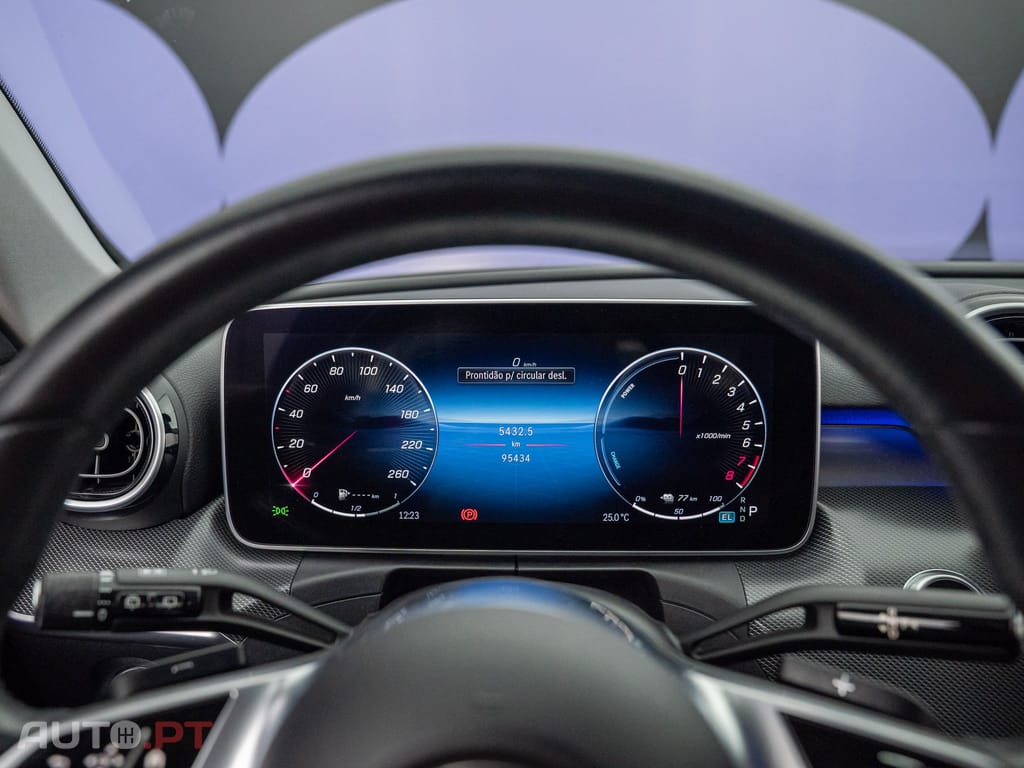 Mercedes-Benz C 300 e Avantgarde