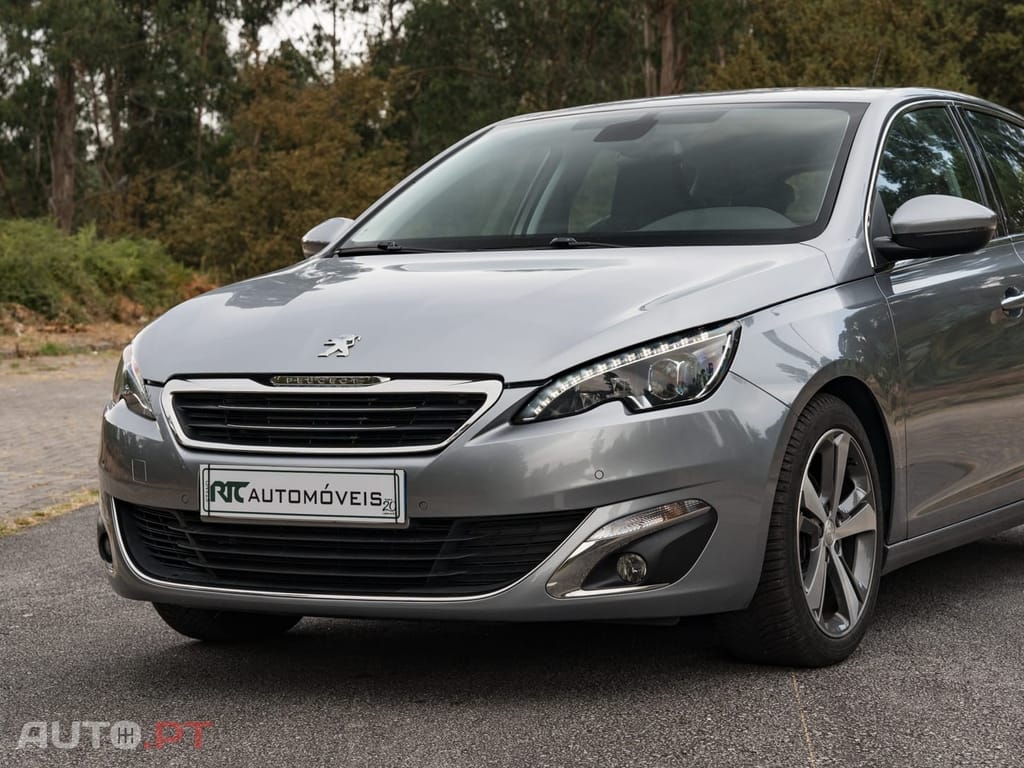 Peugeot 308 1.2 PureTech Allure J17