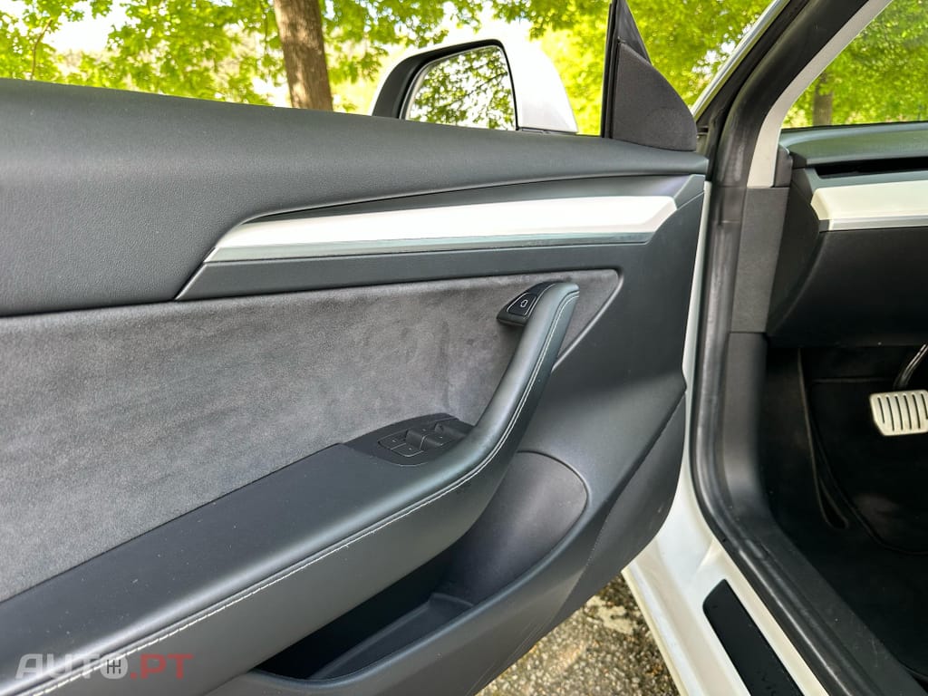 Tesla Model 3 Performance Dual Motor AWD