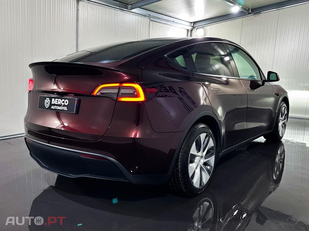 Tesla Model Y Standard
