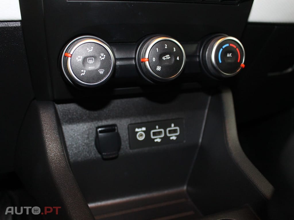 Renault Clio 1.0 TCe Limited Bi-Fuel