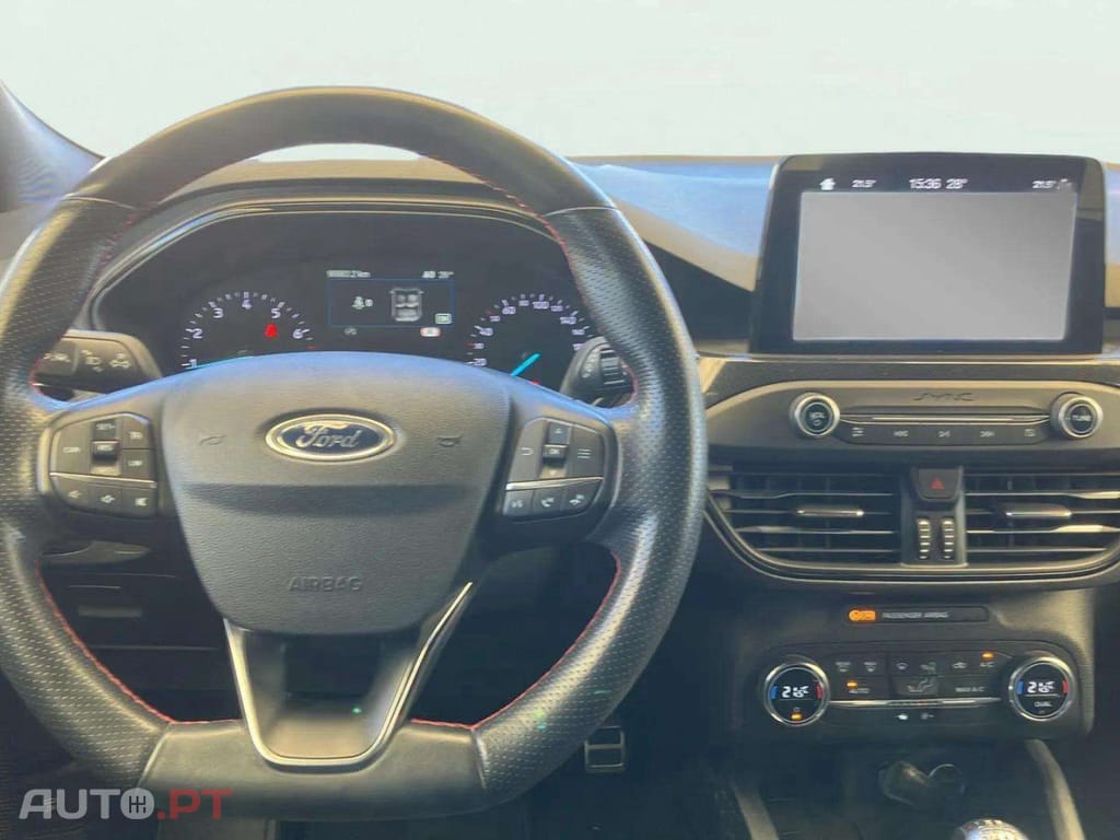 Ford Focus 1.0 EcoBoost MHEV ST-Line