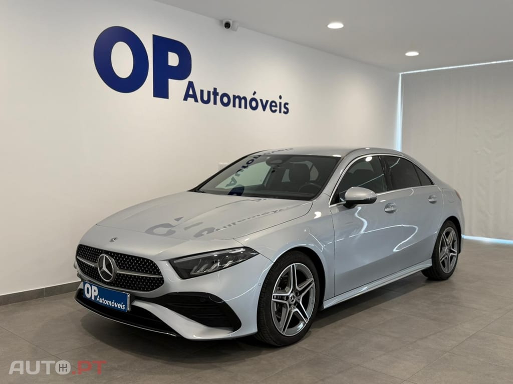 Mercedes-Benz A 200 Outro