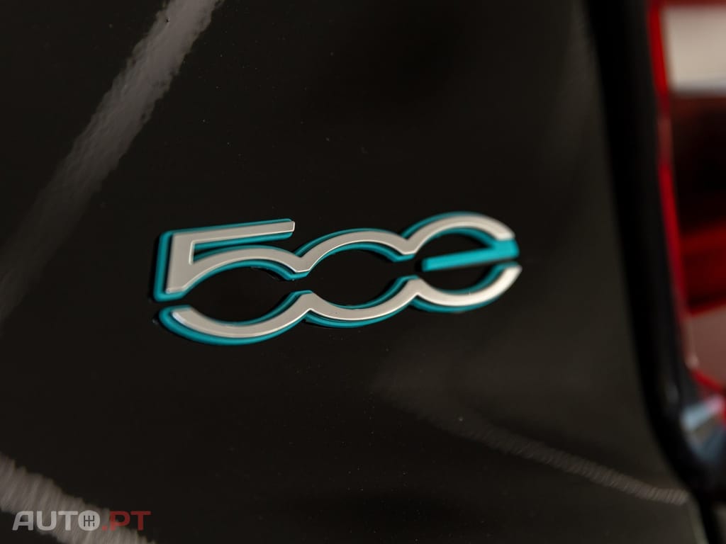 Fiat 500e 3+1 42 kWh